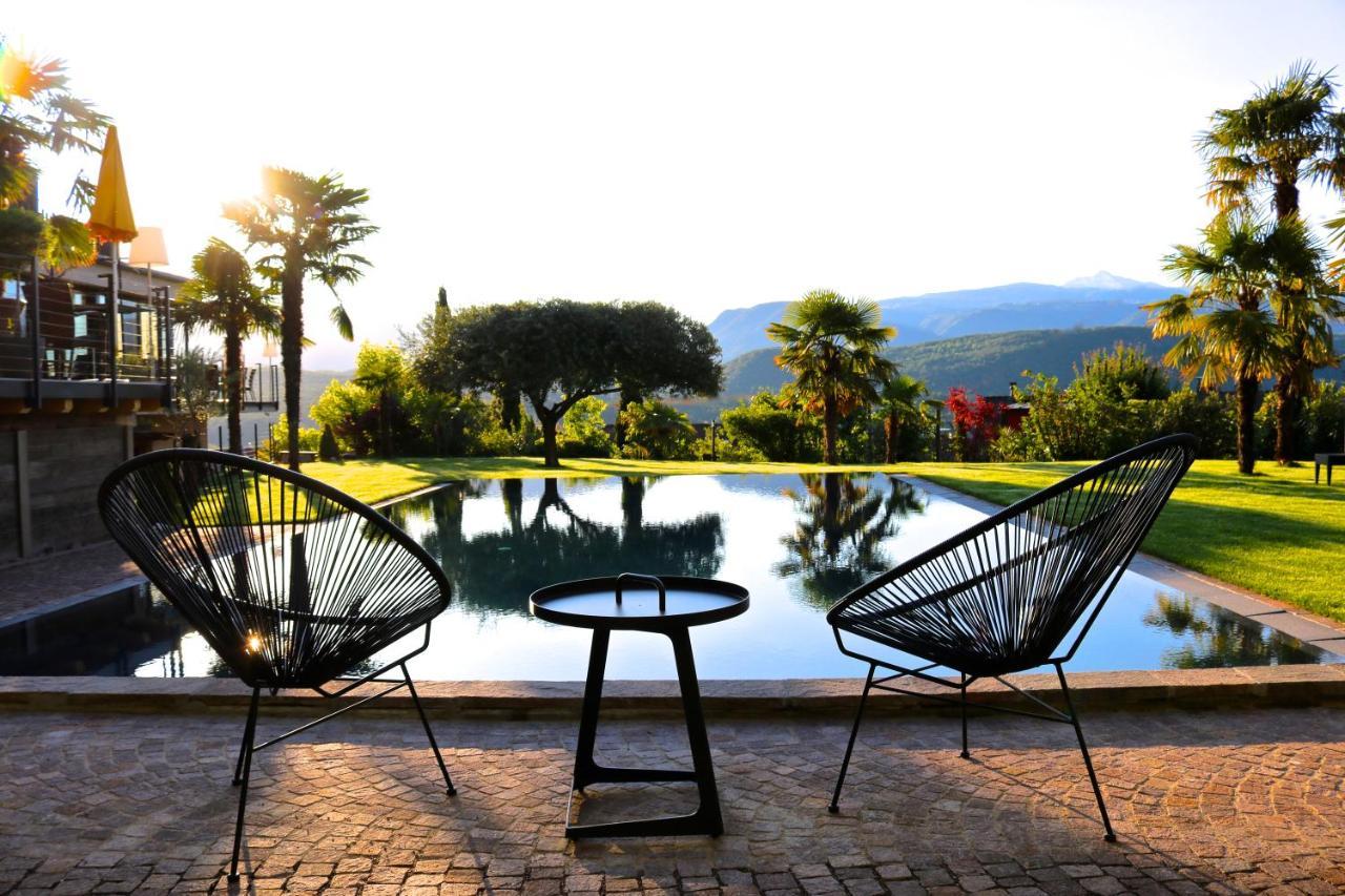 Das Panorama Designhotel Caldaro Esterno foto