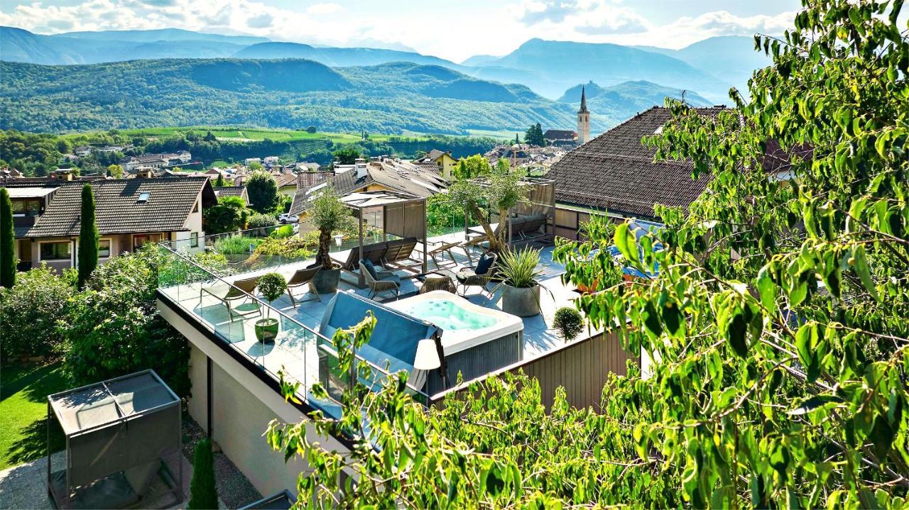 Das Panorama Designhotel Caldaro Esterno foto