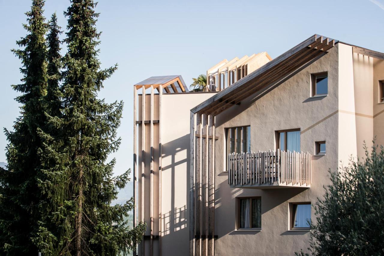 Das Panorama Designhotel Caldaro Esterno foto